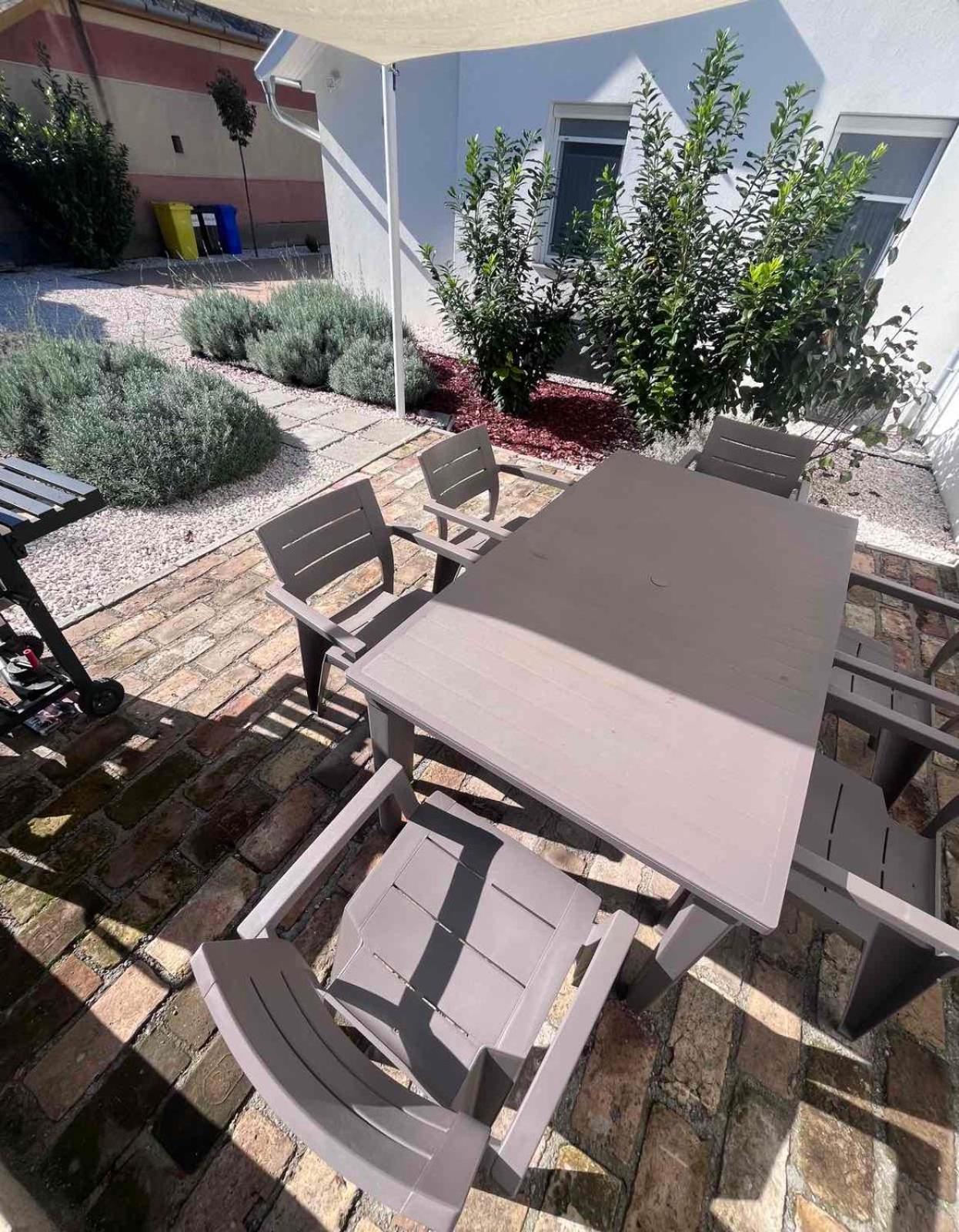 Mykonos Apartman Makó Екстериор снимка